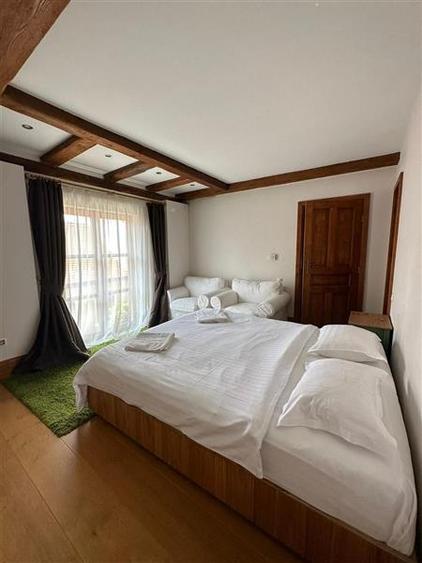 Pensiune de vanzare in Cristian,  Sp+P+E, 582mp utili, teren 1012, Brasov - 7