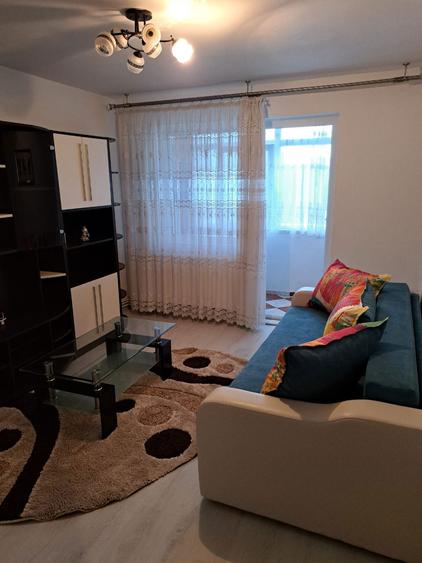 Vand apartament 2 camere decomandat - 2