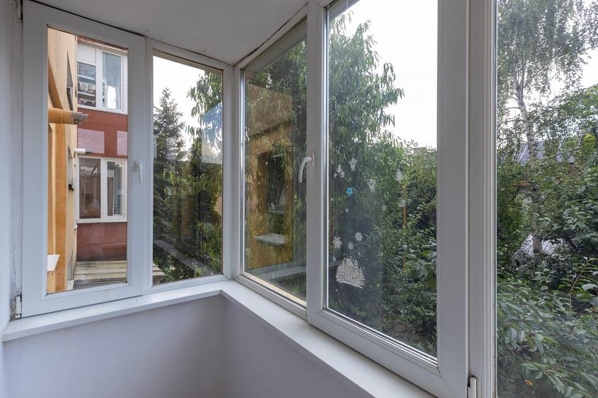 Apartament 2 camere, etaj 1/4, Florilor, zona de case - 7