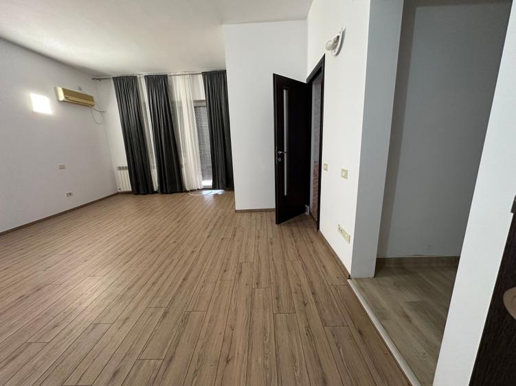 Parcul Circului .Vila nouă DP2E - 2