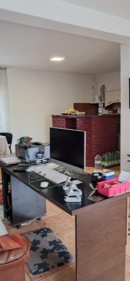 GARĂ=SPAȚIU COMERCIAL 80 METRI - 10