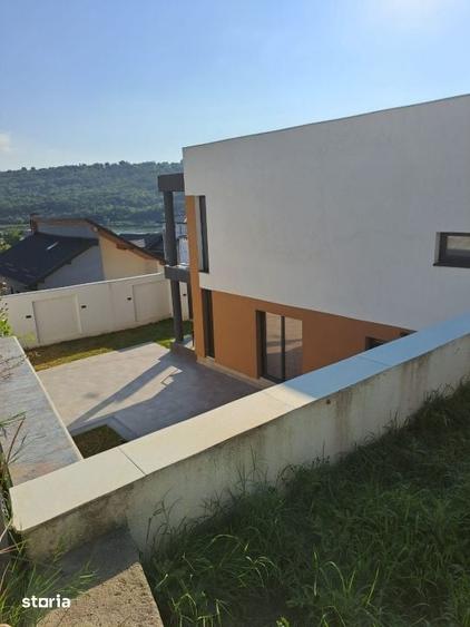 Casă cu 4 camere cu Teren 600 Mp în Șorogari