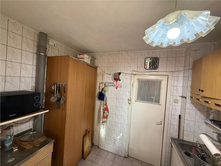 3 camere semidecomadate, et. 2, vedere mixta, 62mp, Gara de Nord- Metrou - 16