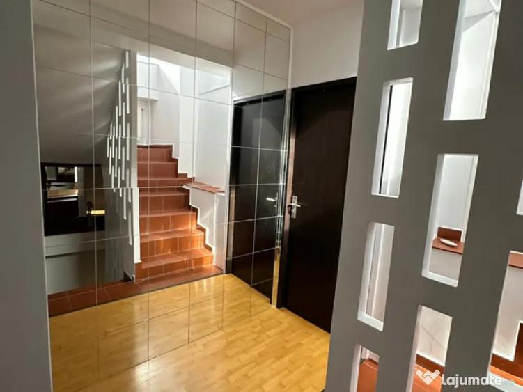 Casa in centrul istoric al Bra?ovului - 2