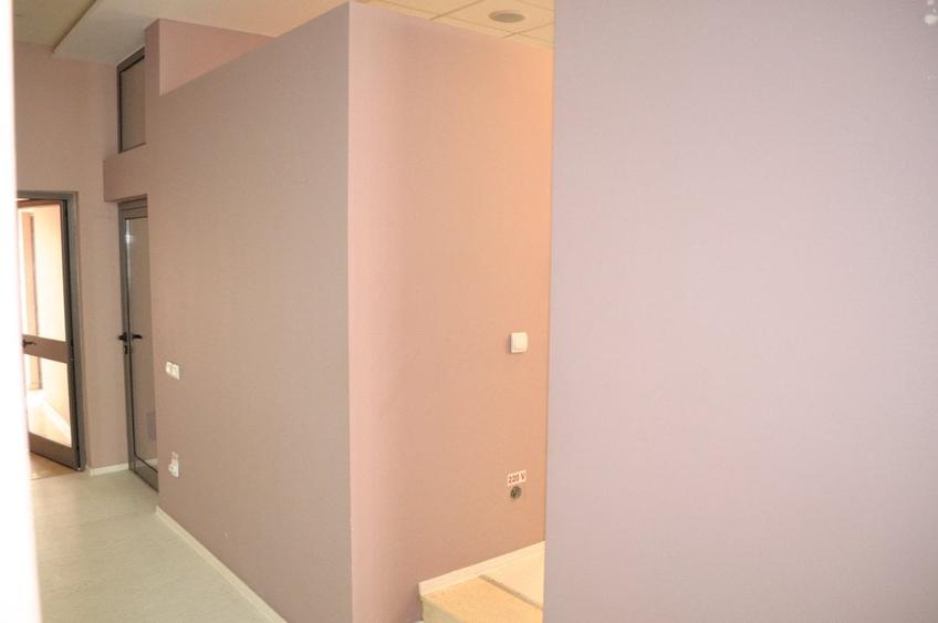 Spatiu comercial central stradal pretabil clinica medicala - 5