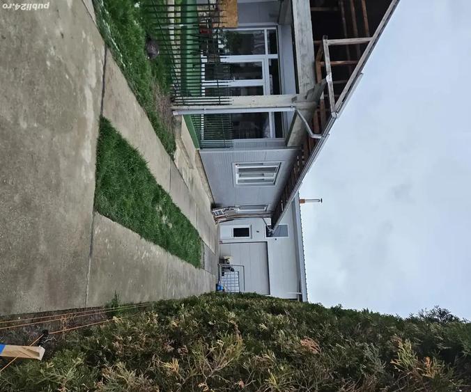 Teren de 450 mp cu locuinta de 96 mp si spatiu de depozitare de 120 mp - 2