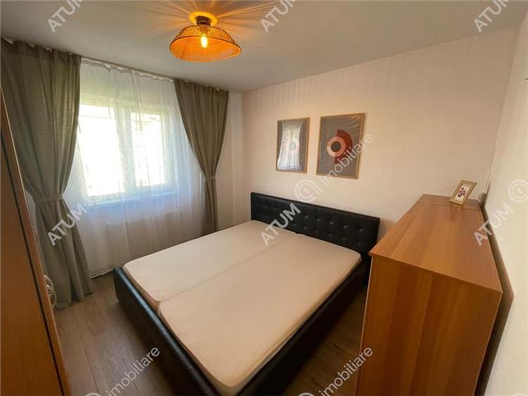 Apartament cu 3 camere decomandat, mobilat în Ștrand