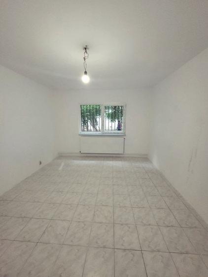 NAVODARI-EST- 2 camere confort 1, parter cu centrala pe gaz - 4