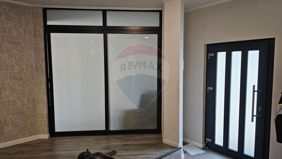 Casă / Vilă cu 7 camere si teren 1000 mp în zona Centrala-Suceava - 9