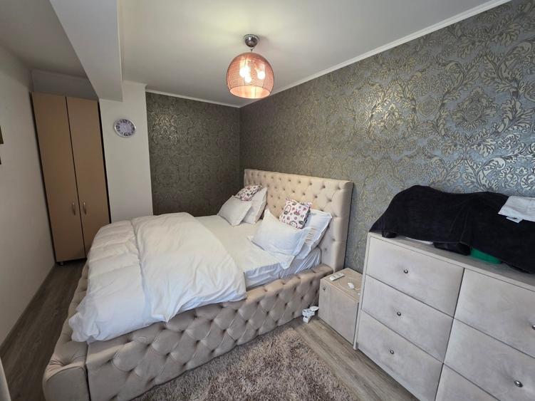 Apartament cu 3 camere semidecomandat, mobilat în 1 Decembrie 1918