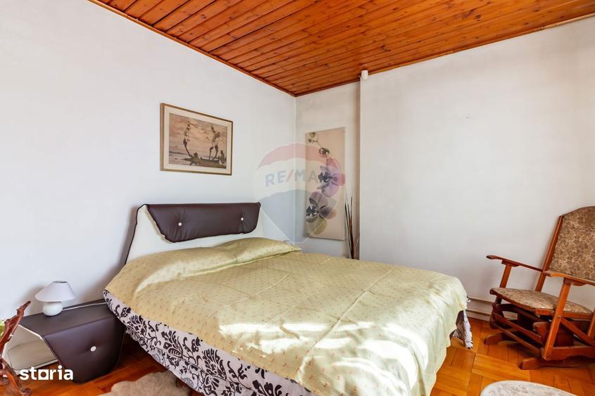 Casa / Vila cu 4 camere de vanzare in zona Giulesti Sarbi - 3