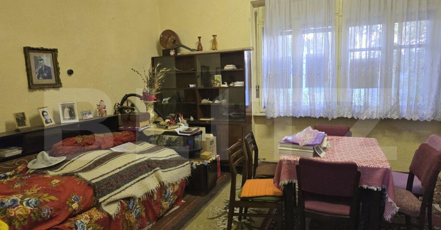 Casa de vanzare, 6 camere, 137 mp, teren 579 mp, zona semice - 17