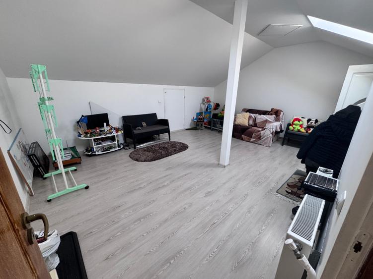 Casa P+1+M. 5 cam. Util 143mp. Teren 307mp. - 9