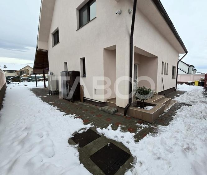 Casa individuala de vanzare teren 852 mp 5 camere 2 bai Selimbar Sibiu - 23