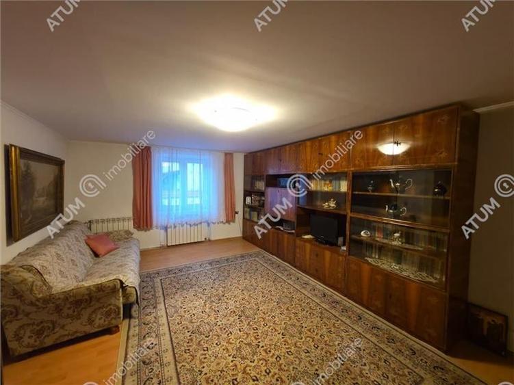 Casa individuala cu 3 camere si 200mp teren in centru istoric Sibiu - 1