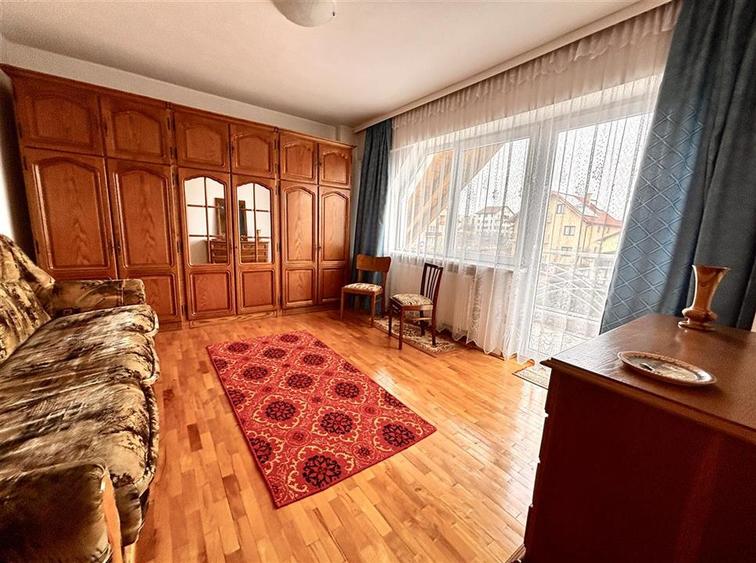 Vila zona Coresi: 1170 mp teren, 6 camere | De vanzare - 12