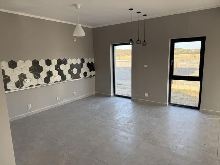 Casa zona Ford , Ionumi , Selgros cu gaz ,curent ,apa si canalizare - 7