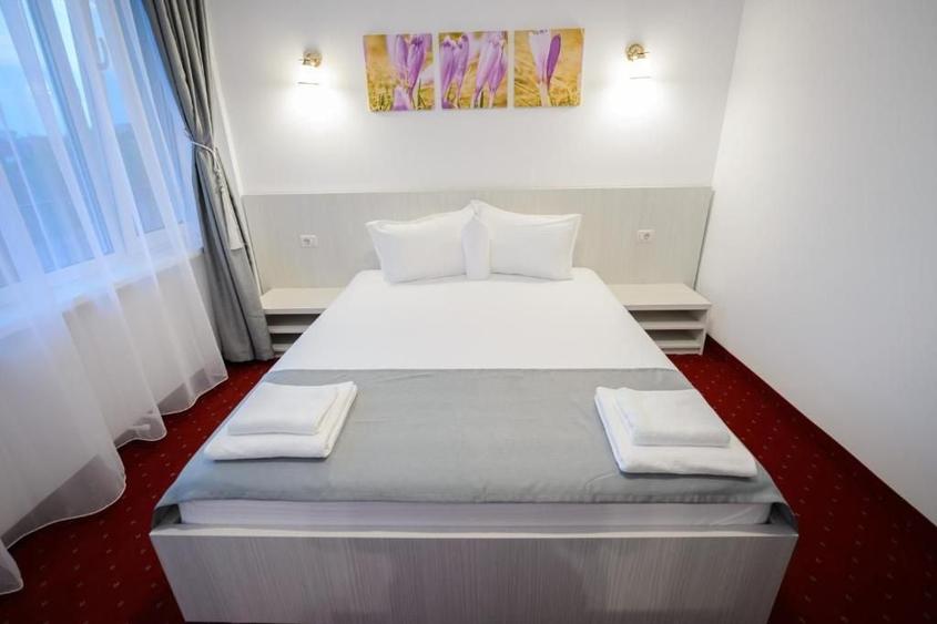 Afacere la cheie! Pensiune si restaurant Mamaia Nord 630000 euro - 14