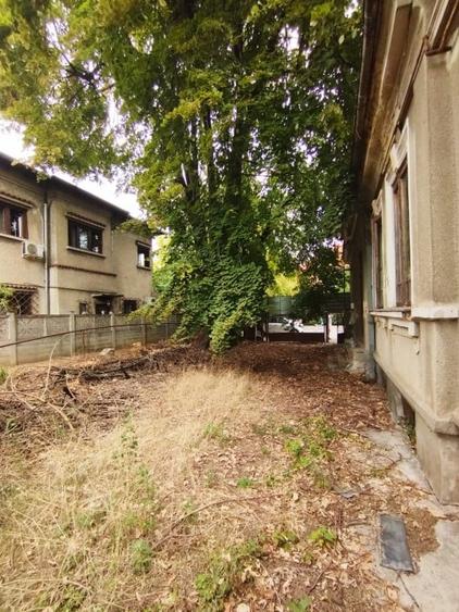 VAND TEREN IN COTROCENI STADAL 1240 MP + 3 VILE RENOVABILE LA CEL MAI BUN PRET - 3