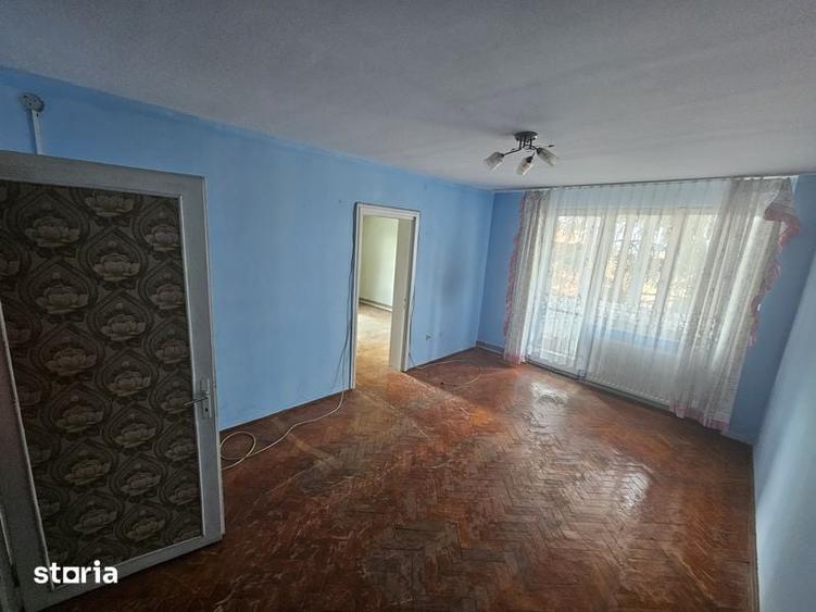 Vand Apartament 2 camere - 1