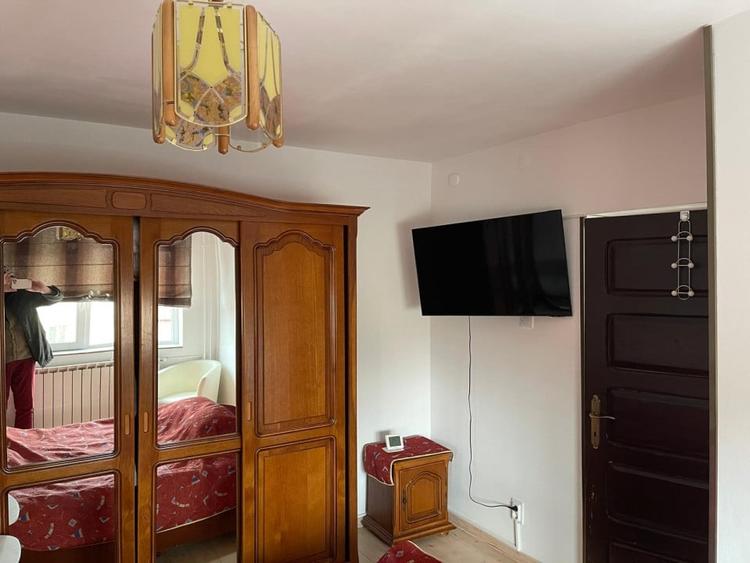 Vila D+P+E+M utilata si mobilata in zona semicentrala cu 6 camere si 191mp utili - 16