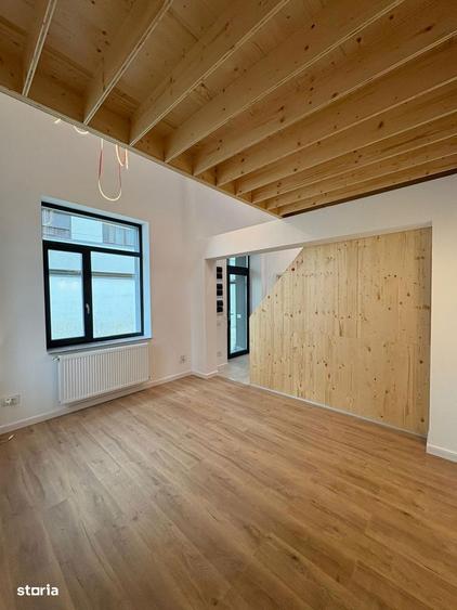 Casa Interbelica Restaurata Contemporan - 9