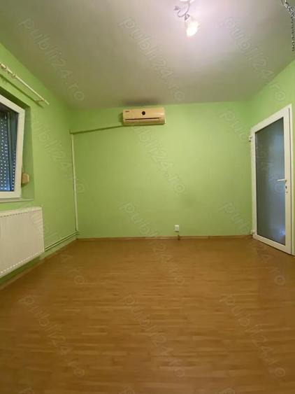 Apartament de vanzare - 6