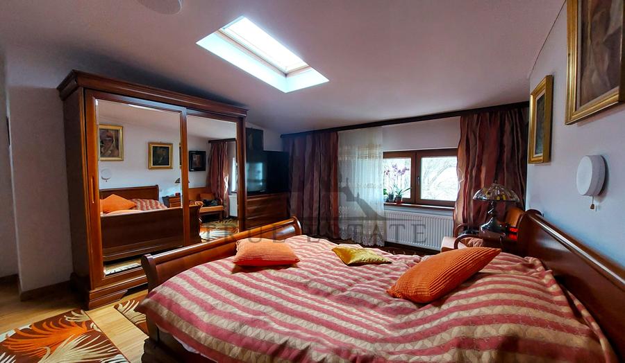 Casă la preț de apartament în zona Armenească, renovată și consolidată integral - 8