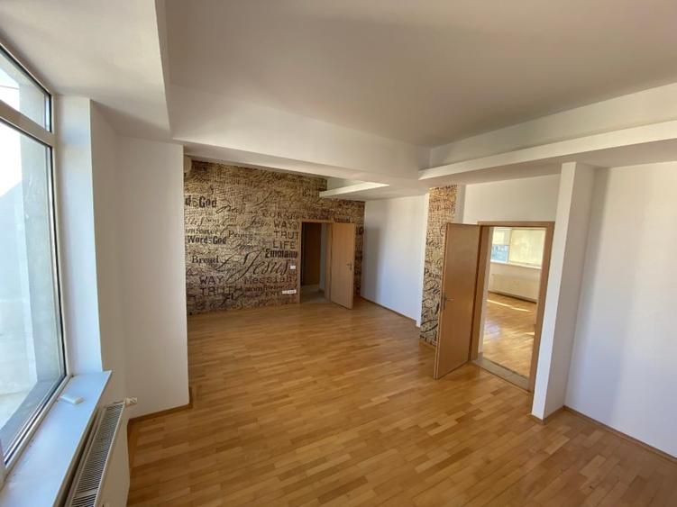 Bd. Unirii, apartament spatios - 1