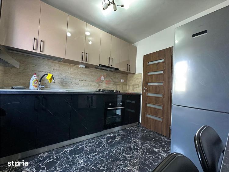 Inchiriere Apartament 3 camere Podu Ros - Palas - 10