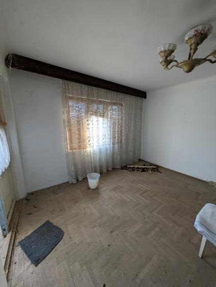 Casa la strada principala Hemeius, 615m teren - 9