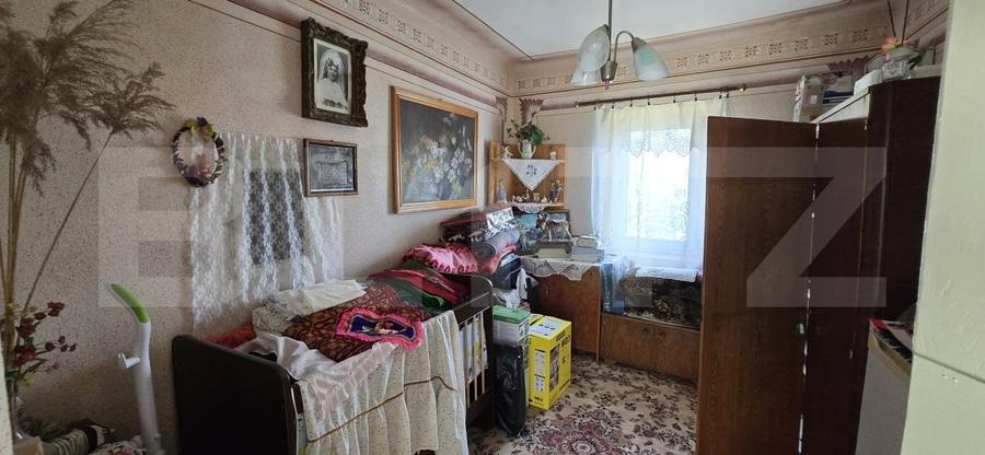 Gospodarie completa, ideala pentru familie, in zona Carcea - Primarie - 6