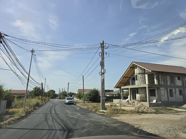 Teren de vanzare in Lazu - 7