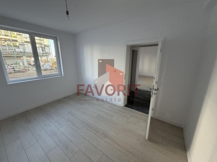 Disponibil imediat. Decomandat. TVA 21% inclus in pret - 10