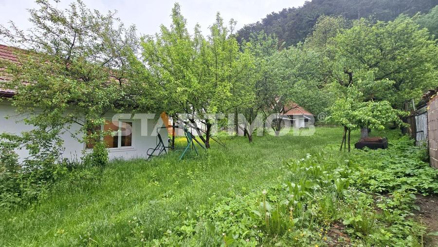 Casa cu teren generos RASNOV - 38