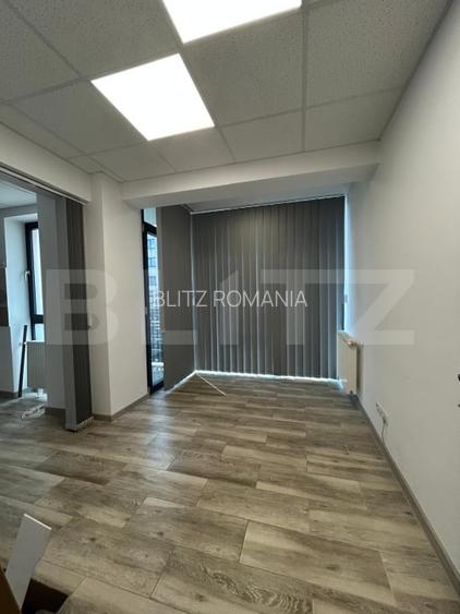 Apartament cu 3 camere, ideal pentru activitati de birou, zona Livezeni