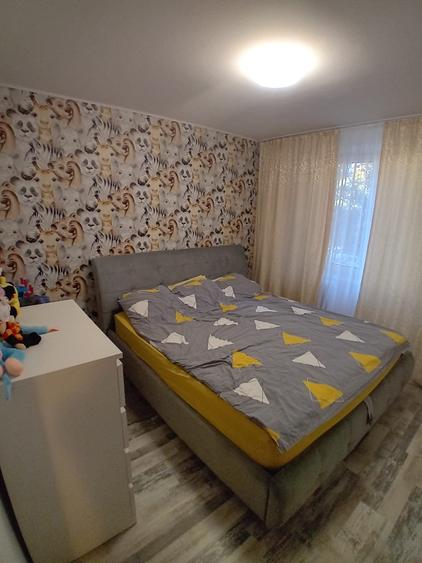 12 minute Metrou Aparatorii Patriei Apartament 3 Camere Mobilat Modern - 3
