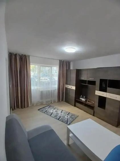 Inchiriez apartament in Craiovita zona Racheta - 6