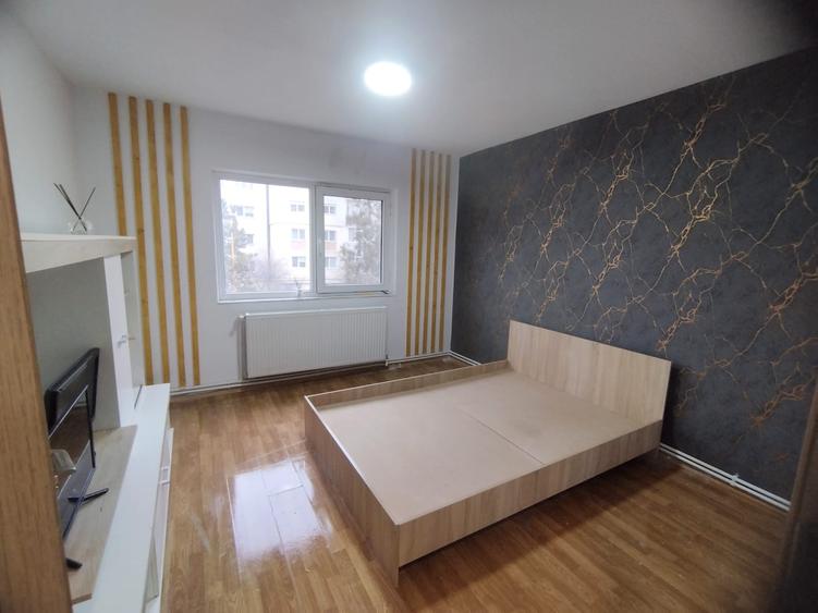 37303  Apartament 3 camere CET - 2