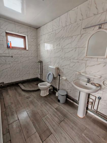 inchiriez spatiu comercial - 6