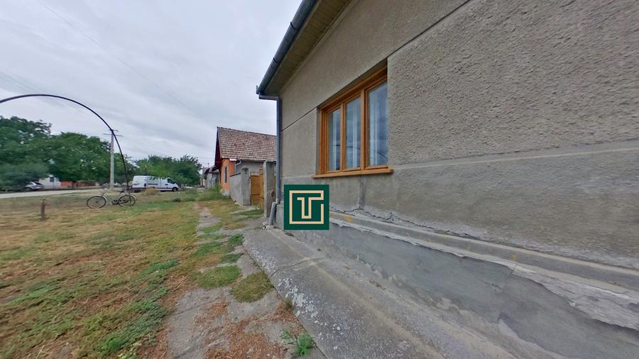 Casă tradițională cu teren generos în Secusigiu, județul Arad - 3