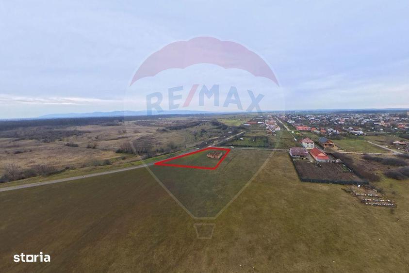 Teren generos cu doua fronturi, Frumuseni zona in dezvoltare - 3