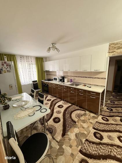 Apartament cu 3 camere,1 bucatarie,2 bai,2balcoane - 2
