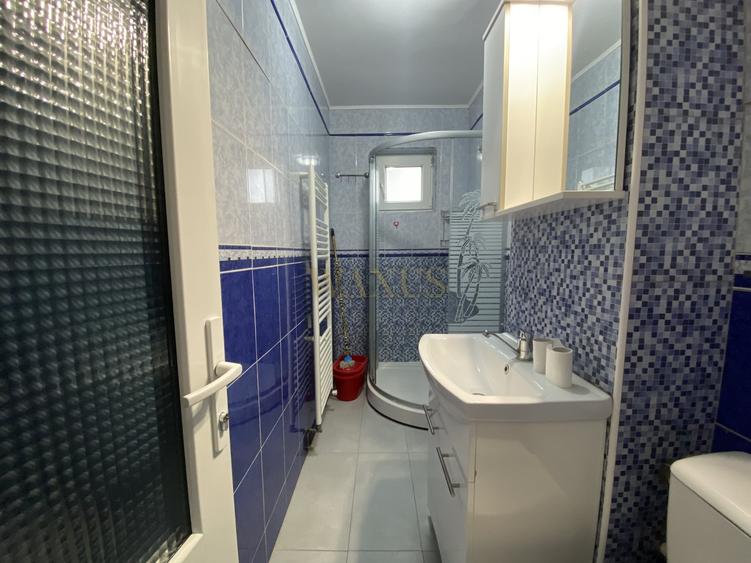 Apartament 3 camere, semidecomandat, etaj 1 - 2