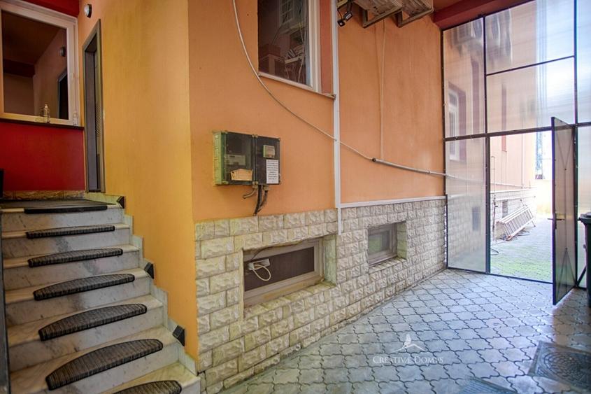 Piata Muncii - Vila cu 10 camere, 366 mp utili - 24