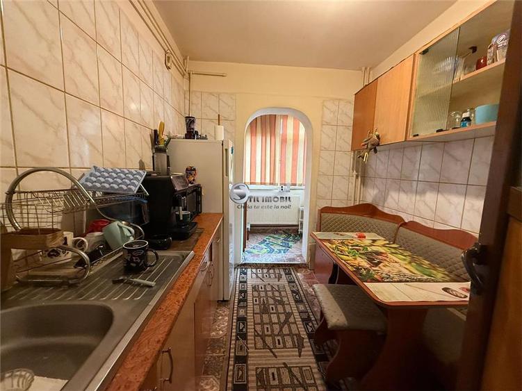 2 CAM PODU DE FIER,  TUDOR VLADIMIRESCU,  DECOMANDAT, MUTARE IMEDIATA - 9