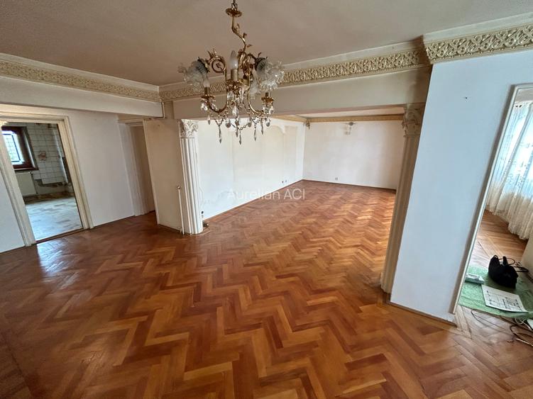 Apartament cu 3 camere decomandat în Dorobanți