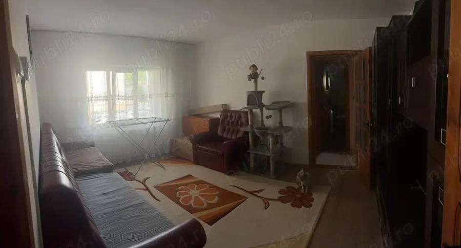 Apartament de vanzare - 3