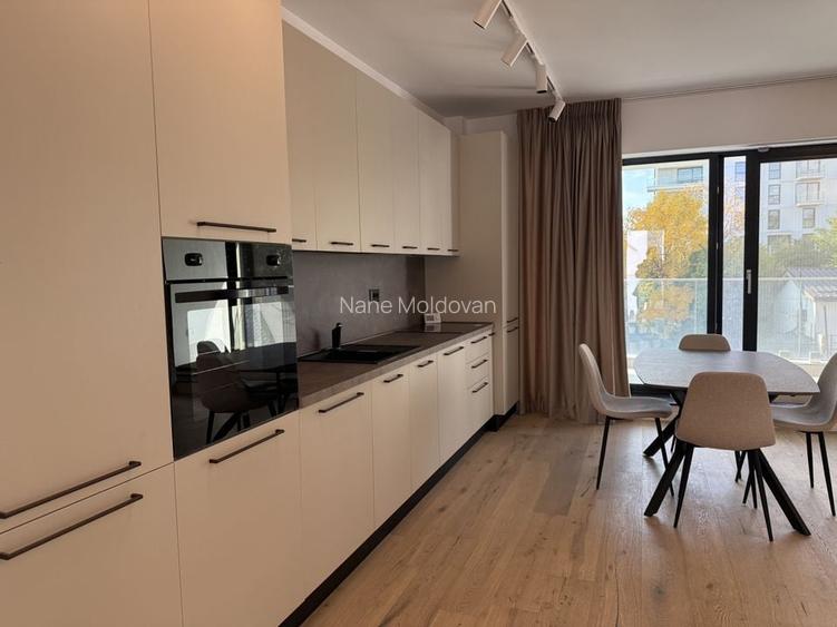 Apartament 4 camere de inchiriat zona Herastrau