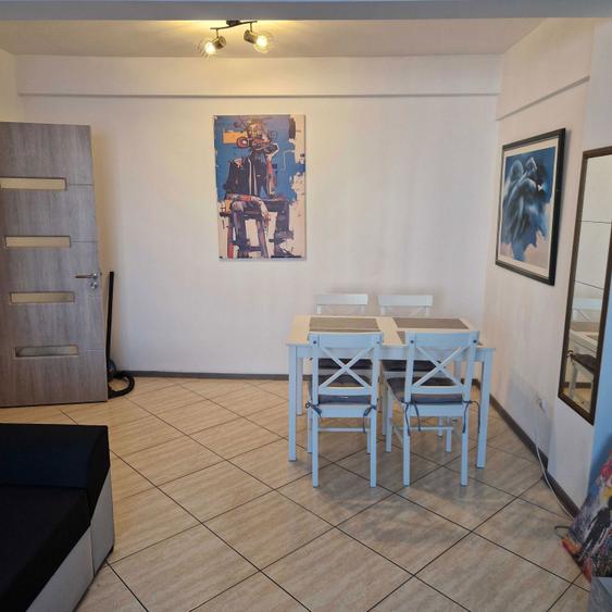 Inchiriez ap 2 camere decomandate, ultracentral , cinema patria 400 eu - 1